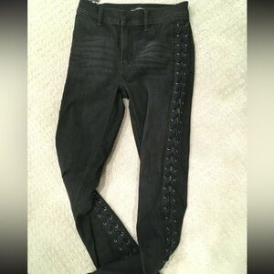 Express women's high rise black side lacing details jeans Denim distressed 8R